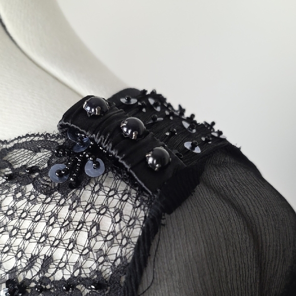 NESS Embellished Graphic Top – Gothic lion Print with Mesh & Sequins – Size S - Picture 4 of 13